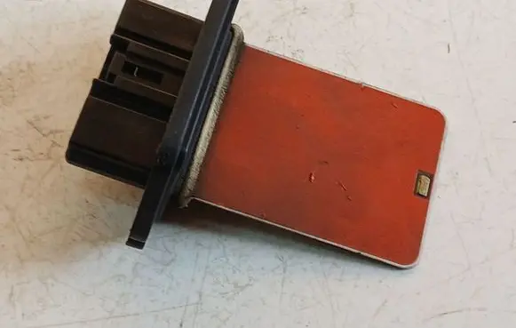 Mazda 2 Heater blower motor/fan resistor 8X16E89