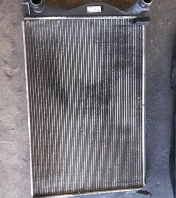 Audi A6 S6 C6 4F Coolant radiator 4f0121251q