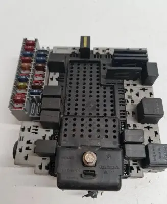 Volvo V70 Fuse box set 9401802 0437838 0438012