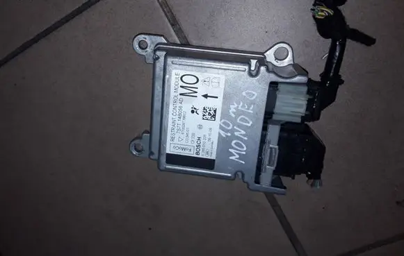 Ford Mondeo MK IV Airbag control unit/module 7S7T14B056AD 0285010228 670029739602