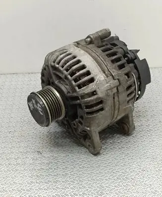 Nissan Juke I F15 Generator/alternator 8200728292 09011
