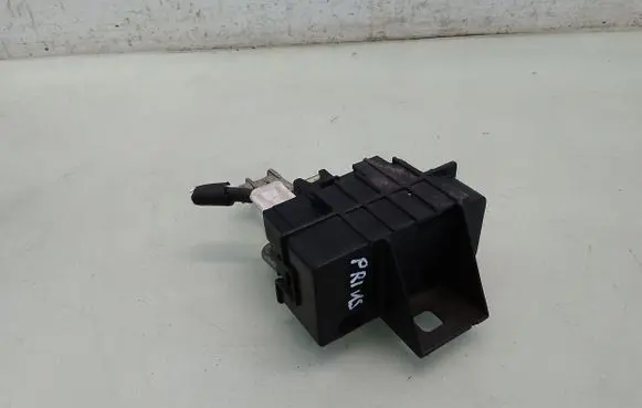 Toyota Prius (NHW20) Battery relay fuse 1798GA 3483