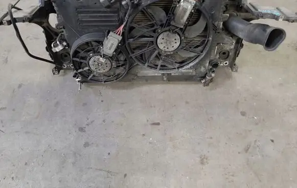 Audi Q7 4L Front piece kit 7L0121203F