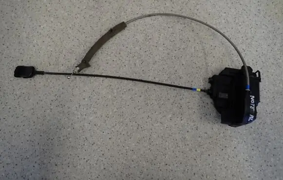 Nissan Note (E11) Rear door lock 