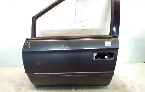 Chrysler Voyager Front door