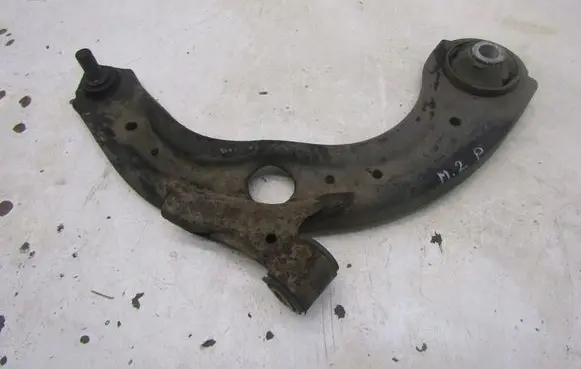 Mazda 2 Front control arm KRIS235789