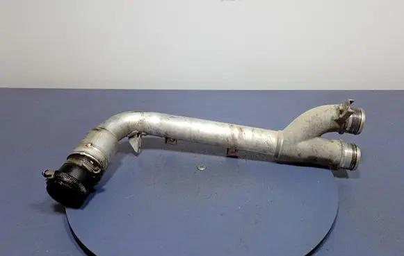 Volkswagen Touareg II Air intake hose/pipe 7P6145941B