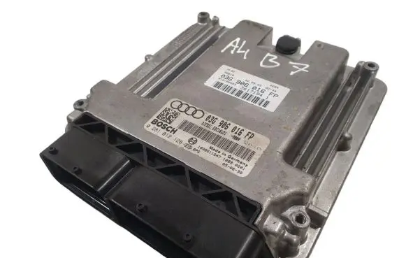 Audi A4 S4 B7 8E 8H Engine control unit/module 03G906016FP 0281012128