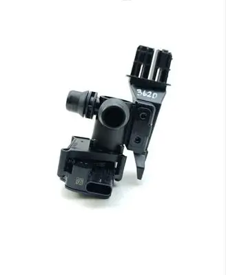 Mercedes-Benz EQS X296 Coolant heater control valve A0005061500