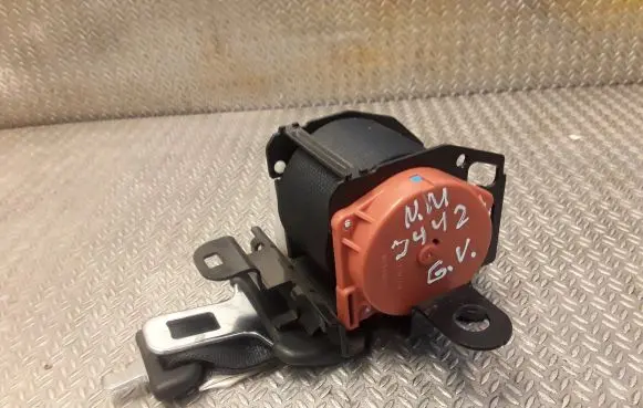 Nissan Murano Z50 Middle seatbelt (rear) C70251320A