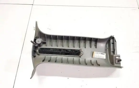 Chrysler Voyager (D) pillar trim (bottom) 184690 10482
