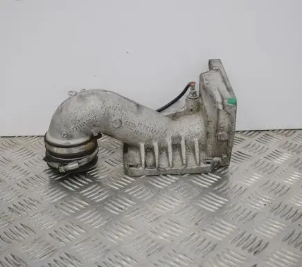 Mercedes-Benz C W203 Other engine bay part A2711400887