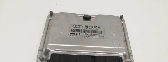 Audi A6 S6 C5 4B Engine control unit/module 038906019LM 0281011213