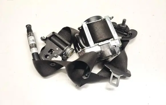 BMW X6 F16 Front seatbelt 7321292 29082018 623117000B