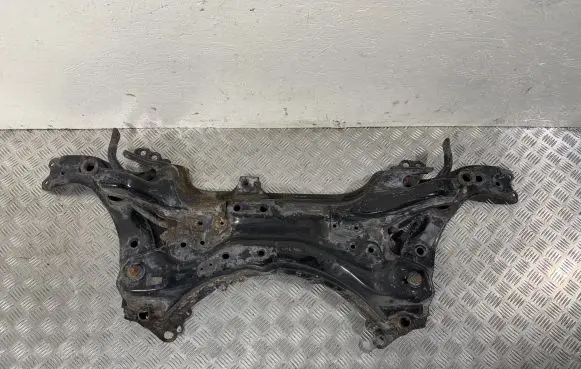 Toyota Auris 150 Front subframe 5120102101 5120102102