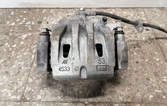 Lexus ES 250 - 300 - 330 Front brake caliper 4533