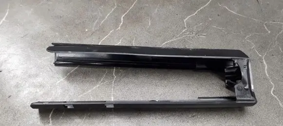 Volkswagen Phaeton Rear seat rail trim cover 3d0881087