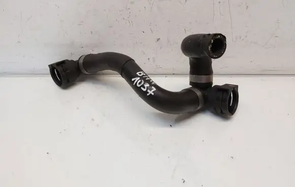 BMW 2 F45 Engine coolant pipe/hose