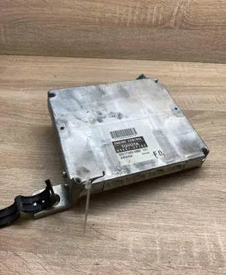 Toyota Corolla Verso AR10 Engine control unit/module ECU 896610F102 MB1758004880