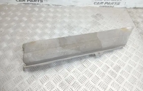 Rear bumper corner part panel trim