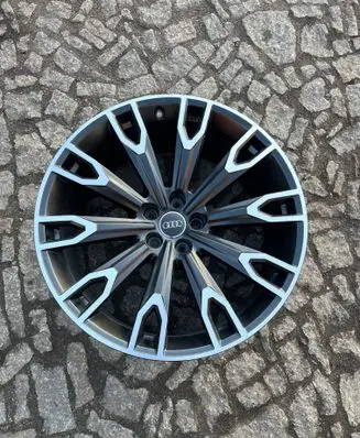 Audi Q7 4M R21 alloy rim 4M0071481