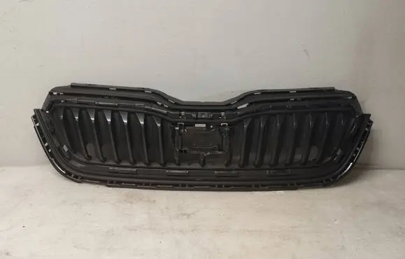 Skoda Scala Front grill 657853653A