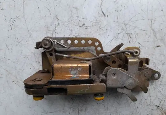 Volkswagen Transporter - Caravelle T4 Coupe door lock (next to the handle) 701837015B