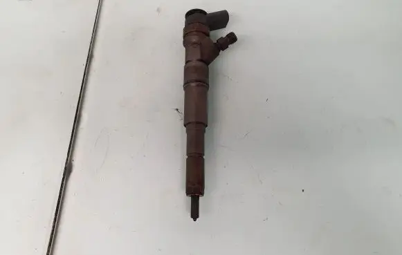BMW 5 E60 E61 Fuel injector 7793836 13537793836 0445110216