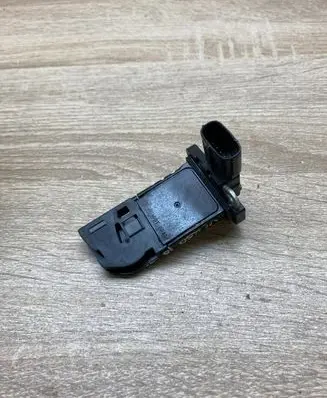 Toyota Verso Mass air flow meter 2220426010