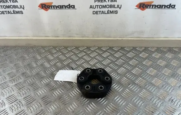 BMW 5 G30 G31 G38 Rear prop shaft donut coupling/joint 7522027