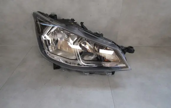 Seat Ibiza V (KJ) Headlight/headlamp 90120771 6F1941016A