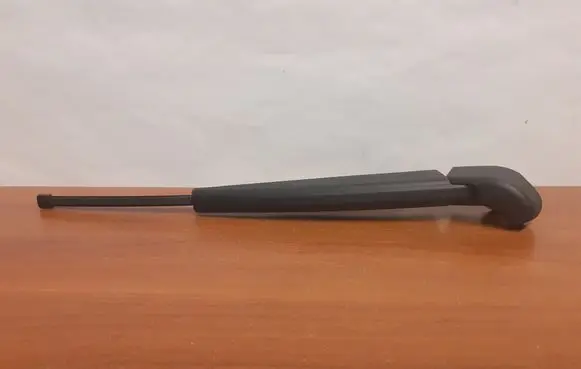 BMW 1 F40 Rear wiper blade arm 8232 91663