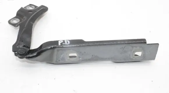Audi A1 Engine bonnet/hood hinges 82A823302