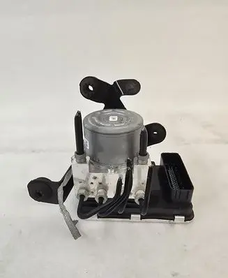 Volvo XC90 ABS Pump 31680102