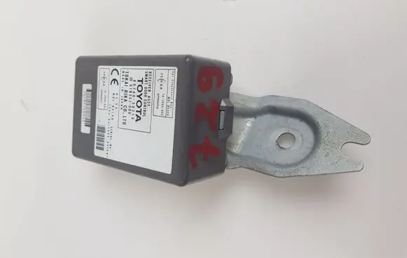 Lexus GS 300 350 430 450H Door control unit/module 8974030210 61B351000