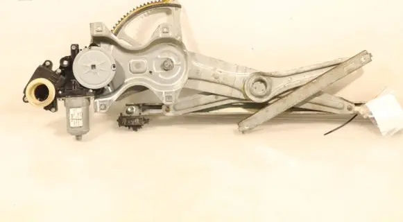 Toyota Corolla Verso E121 Front window lifting mechanism without motor 915654102