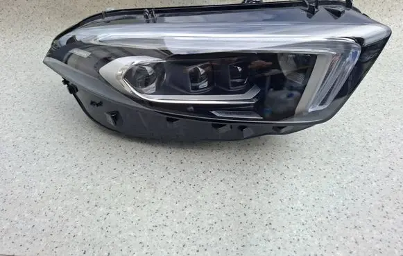 Headlight/headlamp