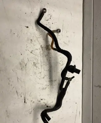 Brake vacuum hose/pipe