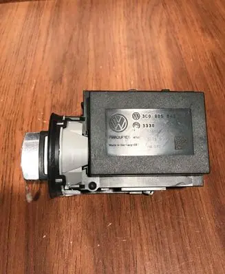 Volkswagen PASSAT B6 Ignition key card reader 3C0905843 33303401