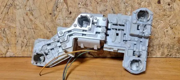 Volvo V50 Tail light bulb cover holder 28128007