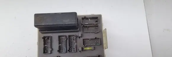 Ford Focus Fuse module 98AG14A073AG