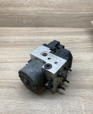 Audi A6 S6 C5 4B ABS Pump 0273004132 8E0614111