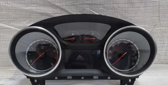 Opel Astra K Speedometer (instrument cluster) 39042933