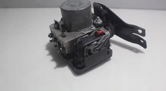Volkswagen Polo V 6R ABS Pump