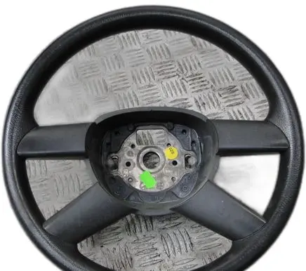 Volkswagen Golf V Steering wheel 