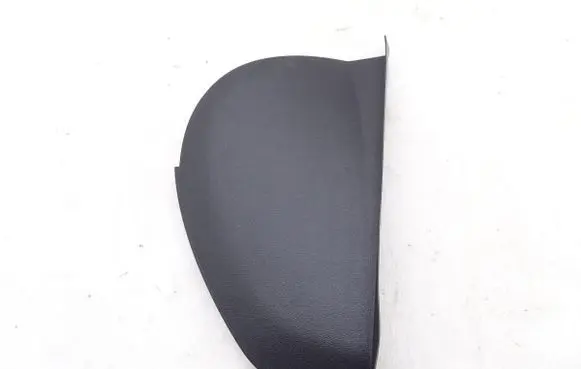 Mitsubishi Pajero Centre console side trim front 39037451