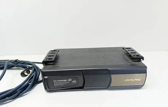 Audi A6 S6 C5 4B CD/DVD changer 3893A128
