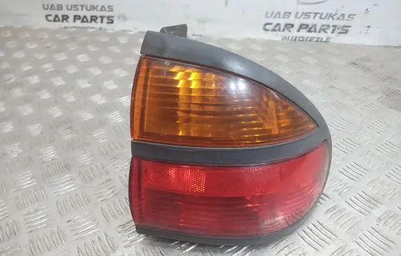 Renault Laguna I Rear/tail lights