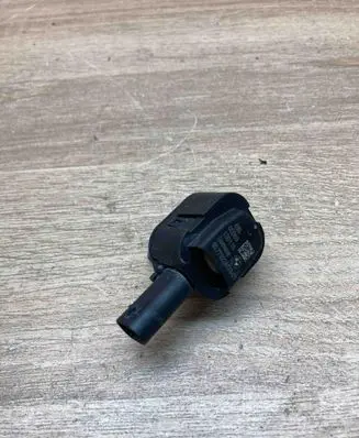 BMW 7 F01 F02 F03 F04 Airbag deployment crash/impact sensor 9224178 130116