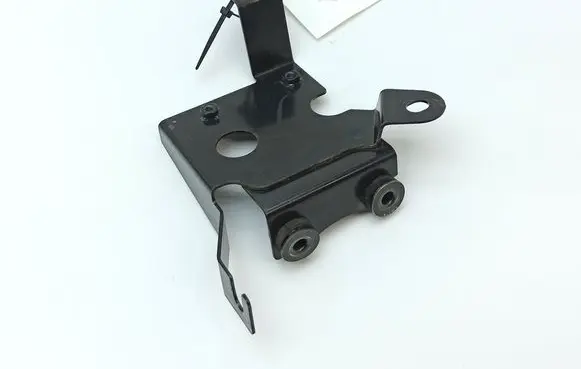 Nissan Navara D23 ABS pump bracket 